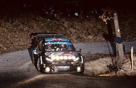 La dupla Evans-Martin del Toyota Gazoo Racing, marcó el “scratch” en los dos tramos de ayer.