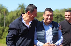 El intendente Carlos Echeverría y el diputado Diego Candia.