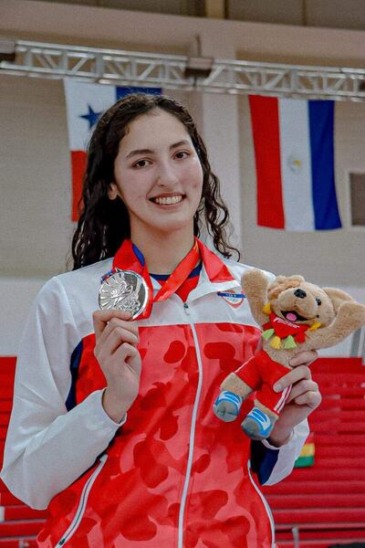 La paraguaya Gabriela Montserrat Viveros Mendoza (27/4/2001) conquistó la primera medalla de plata en Perú.