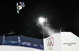 El japonés Hiroto Ogiwara lideró este jueves la clasificatoria de Big Air de snowboard