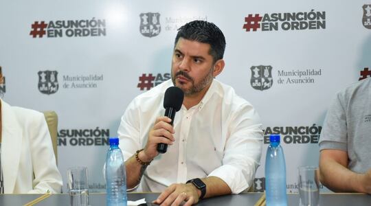 Óscar "Nenecho" Rodríguez, intendente de Asunción, ha decidido obviar en su respuesta a la Contraloría General de la República en qué usó G. 500.000 millones en concepto de bonos para obras.