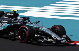 SUZUKA (Japón), 28/03/2026.- El piloto de Mercedes, Andrea Kimi Antonelli, de Italia, en acción durante la tercera sesión de entrenamientos libres del Gran Premio de Japón de Fórmula 1.