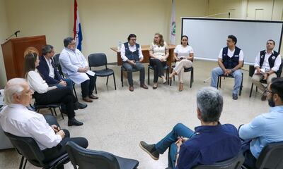 Las autoridadfes sanitarias durante la reunión en Alto Paraná.