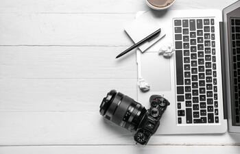 Durante su estadía en Asunción y Ciudad del Este, el Dr. Silvio Waisbord ofrecerá presentaciones y mesas de discusión sobre: Desafíos de la libertad de expresión digital y Polarización política e información.