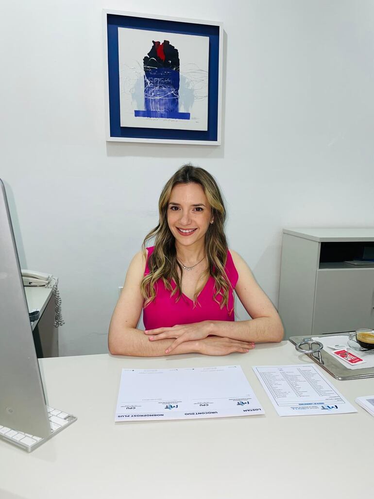 La doctora Cynthia Ibarra, especialista en mastología.