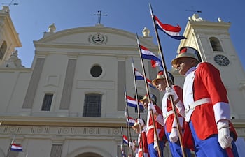 El Arzobispado de la Santísima Asunción instó al Gobierno y a la ciudadanía a evitar que la grave crisis del sistema sanitario quede sepultada bajo “operaciones de descrédito, manipulación o ruido digital”.