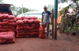 Productores de papa generar en cantidad, pero deben vender a un precio muy bajo.