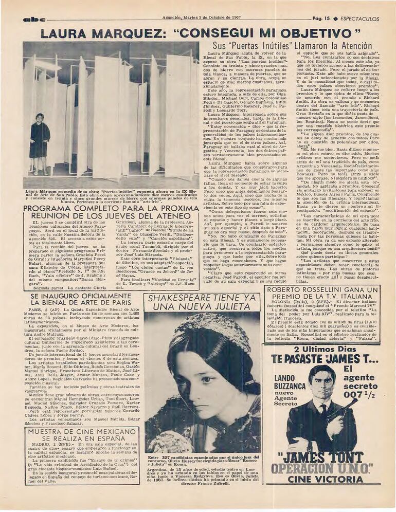 Laura Márquez con las Puertas Inútiles en la Bienal de São Paulo, 1967. Foto: Archivo de ABC Color.