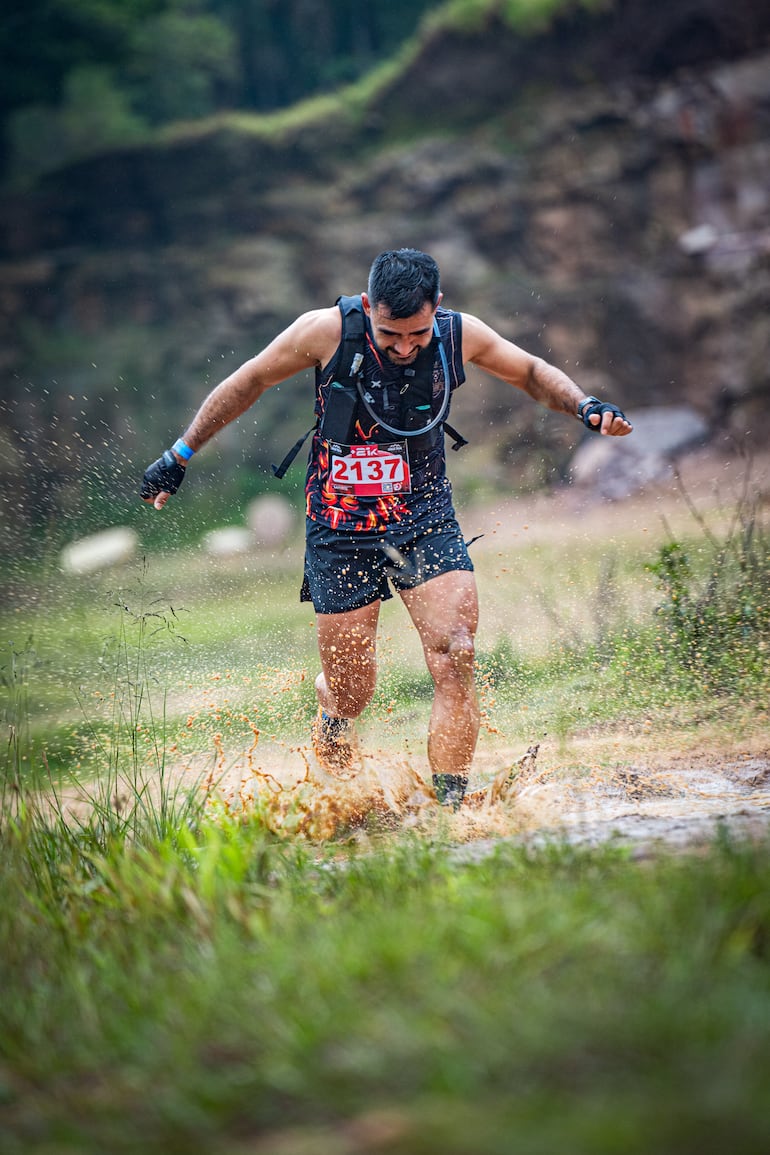 Javier Torres es un corredor amateur paraguayo cuya historia refleja el crecimiento de una disciplina que cada vez suma más adeptos en el país: el trail running.