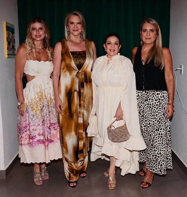 VARIAS COBERTURAS PARA SOCIALES. FOTOGRAFO SILVIO ROJAS. 11-12-2025