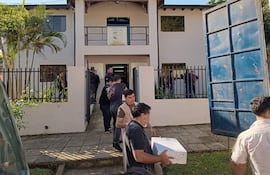 Llegan máquinas y maletines electorales a Villarrica para las internas partidarias del domingo.