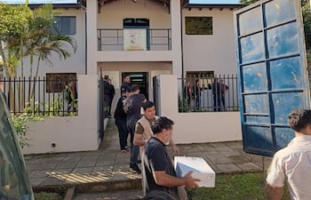 Llegan máquinas y maletines electorales a Villarrica para las internas partidarias del domingo.