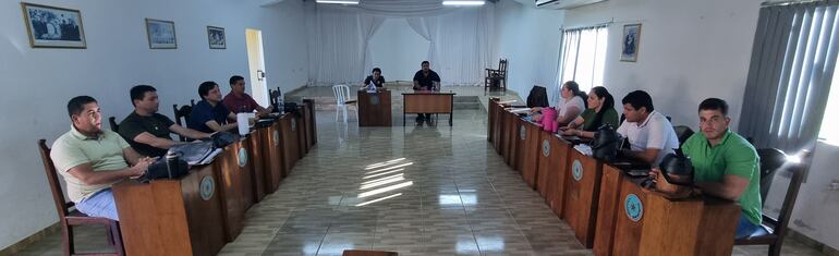 La presentación del pedido de declaración de persona no grata se realizó en la sesión ordinaria de la Junta Municipal.