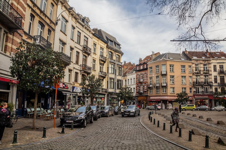 La calle Parvis de la Trinité, ubicada en el municipio de Saint-Gilles, en Bruselas, capital de Bélgica.