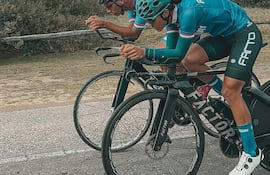 Agua Marina Espínola (29 años) y Francisco Riveros (30), en el entrenamiento nacional en tierra charrúa.