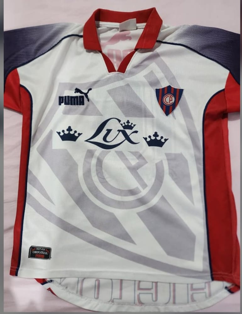 El diseño que inspiró la tercera equipación de Cerro Porteño.