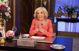 La emblemática conductora Mirtha Legrand hoy celebra sus 97 años de vida. Esta postal fue tomada hace menos de una semana en su programa La Noche de Mirtha.