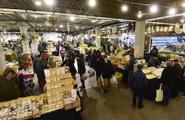 El Agroshopping celebra 27 años promoviendo el consumo responsable y el apoyo al productor local. Durante todo julio, el festejo se realiza con promociones y novedades.