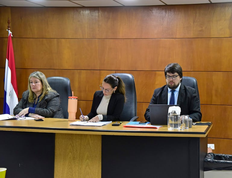 Juicio de Sergio Escobar Amarilla tema petropar.
