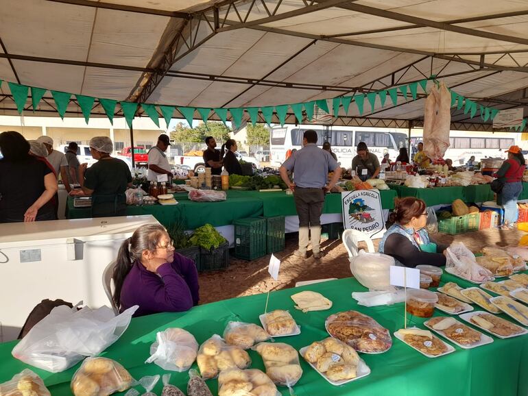 Imágenes de la Feria de la Agricultura Familiar en la Costanera de Asunción, este jueves 3 de agosto.