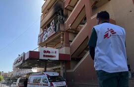 Médicos Sin Fronteras (MSF) denunció el ataque israelí contra el hospital Nasser