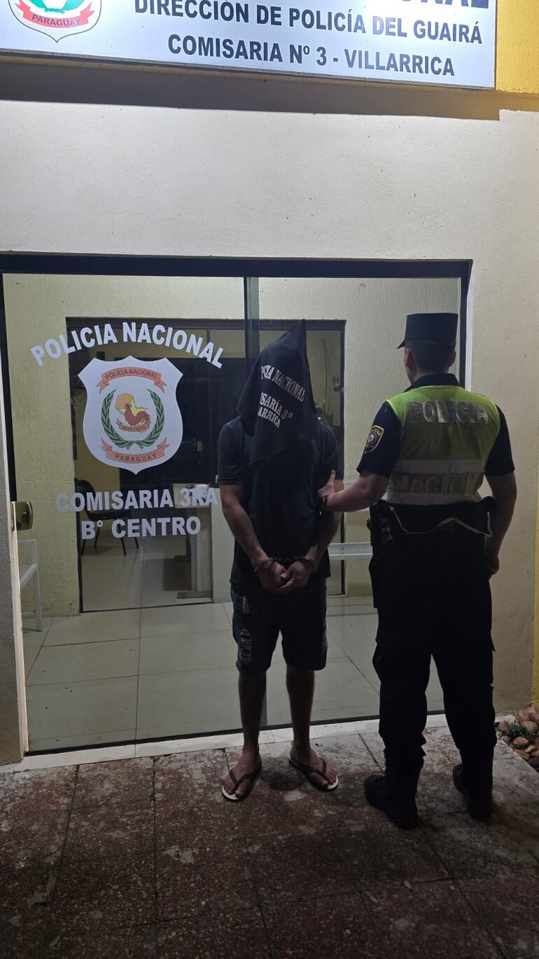 Detenido al ser sorprendido robando una caja de vinos en Villarrica