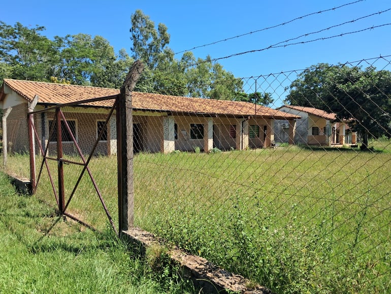 Escuela Básica N° 5391 San Roque: cuatro cargos debían llamarse a concurso, pero no se concretó la convocatoria.