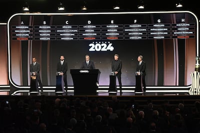 El sorteo de la fase de grupos de la Copa Libertadores 2024 en la sede de la Conmebol, en la ciudad de Luque, Paraguay.