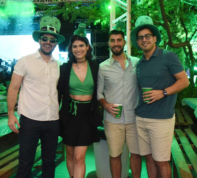 Marco Caballero, Fátima Servián, Giorgio Bricchi y Jorge Escobar. 