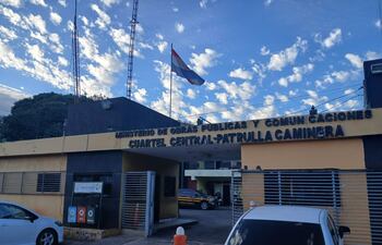 Fachada del Cuartel Central de la Patrulla Caminera.
