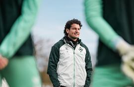 El ex-delantero paraguayo, Nelson Haedo Valdez en su etapa como entrenador en el Werder Bremen de Alemania.