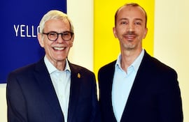 Daniel Nasta y el embajador de España, Javier Parrondo.