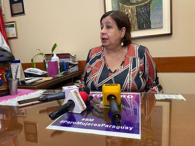 La senadora Esperanza Martínez habló hoy sobre los proyectos de ley antinepotismo que el Senado debe estudiar.