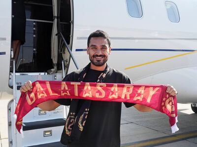 El mediocampista alemán, Ilkay Gündogan (34 años) se une al Galatasaray de Turquía.