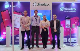 Sergio Berdichevsky, gerente comercial, Raúl Heisecke, gerente general, Gabriela Insfrán, sub gerente de marketing, y César González, supervisor general comercial.