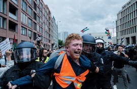 En Alemania, hubo uso excesivo de fuerza policial contra manifestantes propalestinos (Foto: Andrés Felipe).