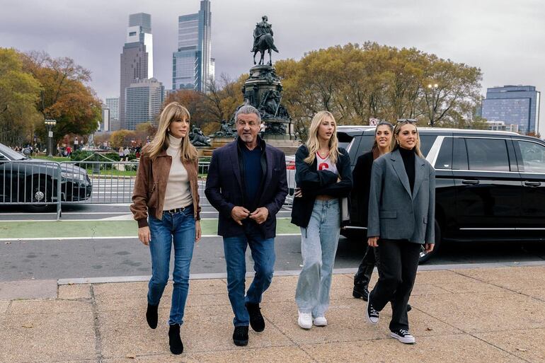 "¡Traes tanta felicidad, risas y amor a nuestra hermosa familia!", decía el mensaje que Jennifer Flavin dedicó a Sylvester Stallone en su cumpleaños número 77. (Instagram/Sylvester Stallone)