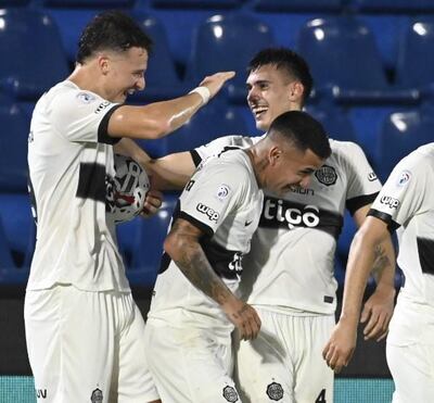 Olimpia derrotó a Luqueño jugando una buena segunda etapa