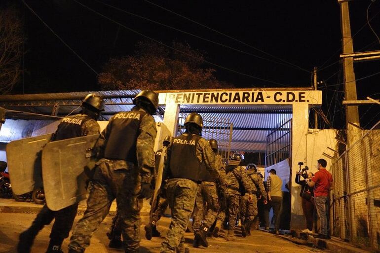 /pf/resources/images/abc-placeholder.png?d=2393