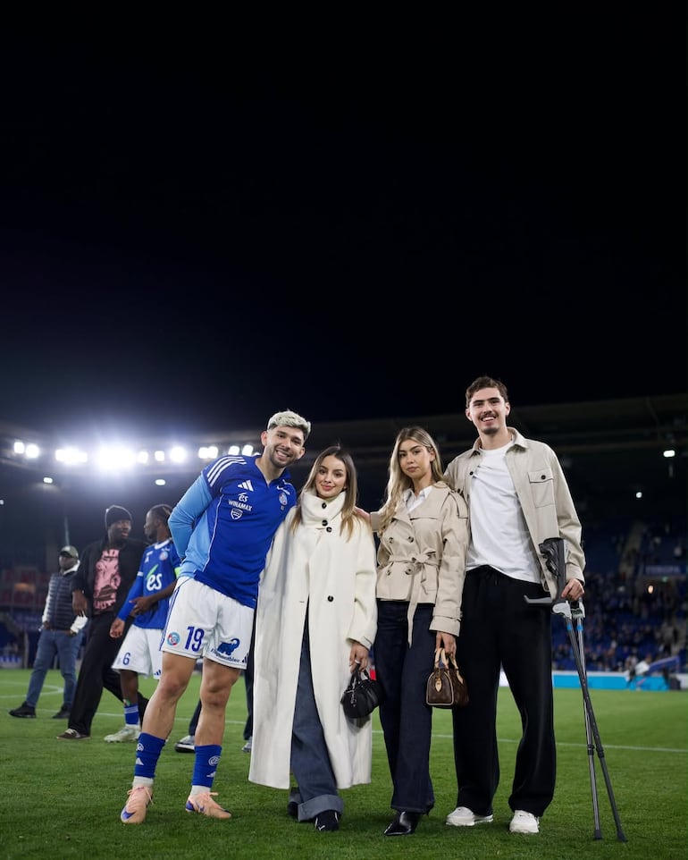 Julio Enciso y su esposa Melissa Cardona junto al argentino Joaquín Panicelli y su novia Giuli Giramonti. (Instagram/Julio Enciso)