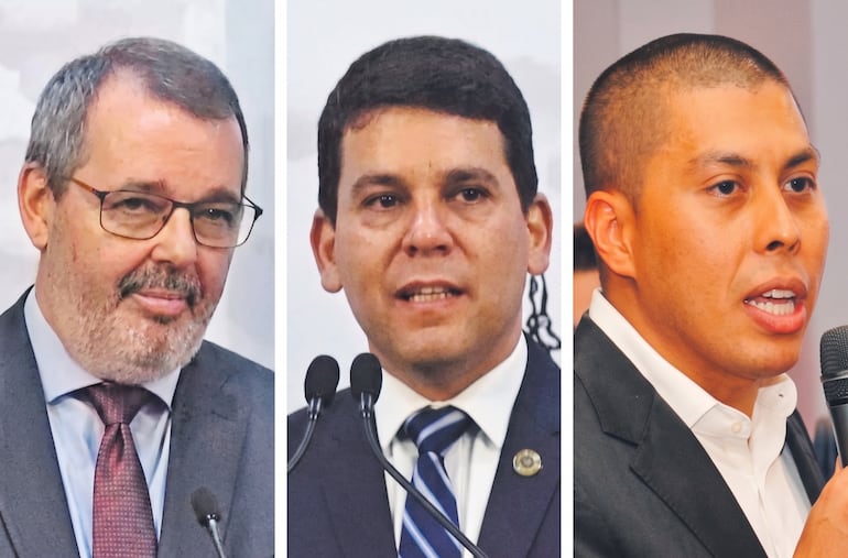Carlos Carvallo, presidente de BCP; Holger, titular de la Superintendencia de Bancos y Miguel Vázquez, CEO de Uen