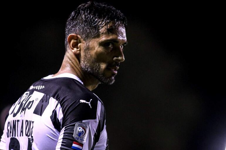 Roque Santa Cruz, jugador de Libertad