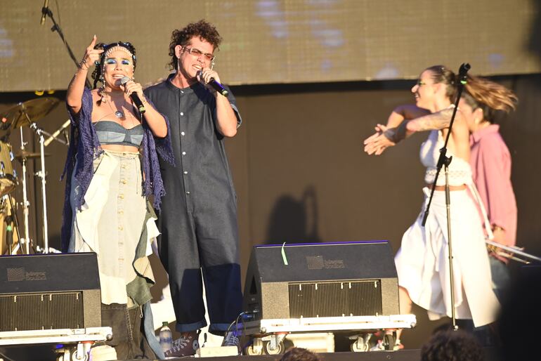 La banda paraguaya Purahei Soul se presentó en el Asúncionico en el Cómite Olímpico Paraguayo