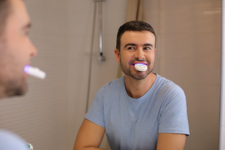 Qué pasa realmente cuando usás blanqueadores dentales sin control.