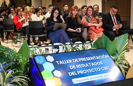 Las políticas de desarrollo del país se facilitan al ser elaboradas bajo evidencia técnica sólida, garantizando coherencia con los compromisos asumidos.