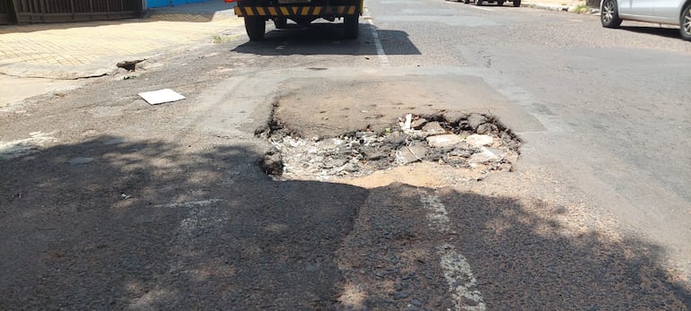 Como Nenecho: Bello también incumple ordenanza que lo obliga a mantener bicisendas