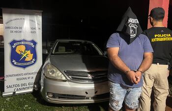 Detenido en Saltos del Guairá durante allanamiento e incautación de 40 dosis de cocaína.