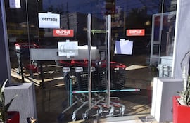 Imagen ilustrativa: un local de Biggie cerrado.