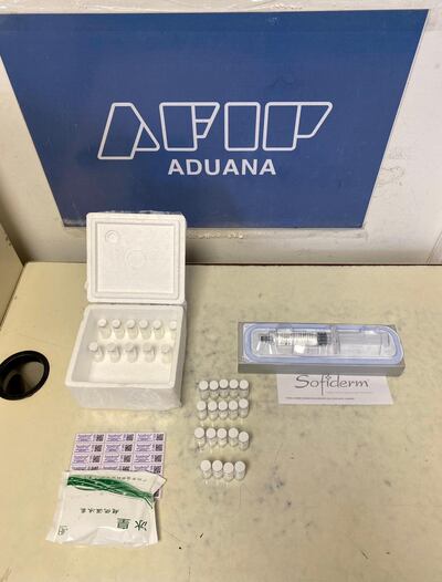 Incautan insumos estéticos en el puente Internacional Encarnación Posadas.