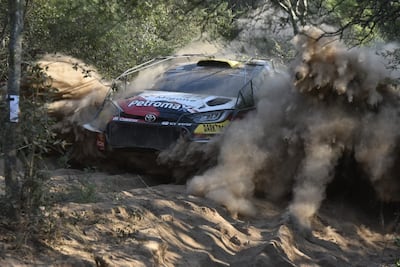 El Toyota GR Yaris Rally2 de Gustavo Saba durante el Rally del Chaco 2025.